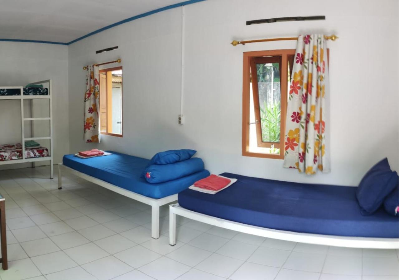Genthong Homestay Магеланг Екстериор снимка