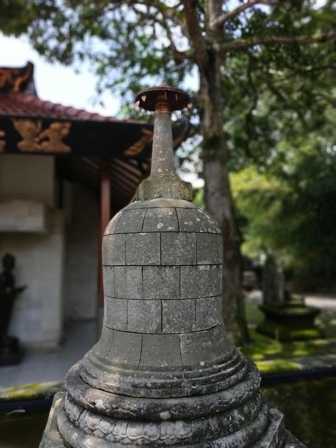 Genthong Homestay Магеланг Екстериор снимка